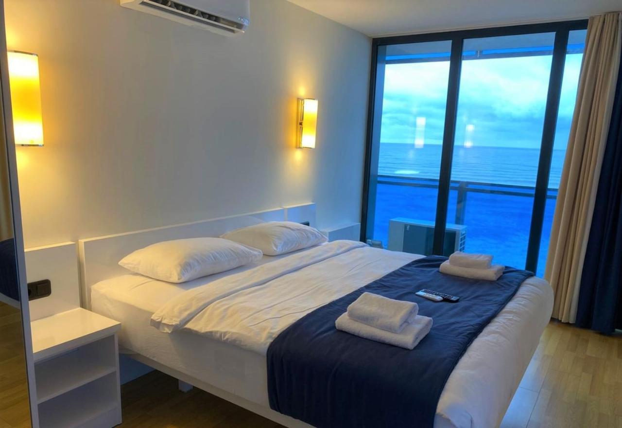 Orbi City Twins Tower Batumi Ngoại thất bức ảnh