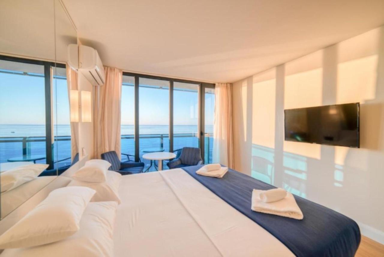 Orbi City Twins Tower Batumi Ngoại thất bức ảnh