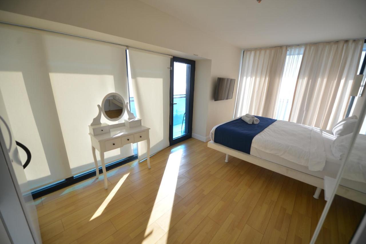 Orbi City Twins Tower Batumi Ngoại thất bức ảnh