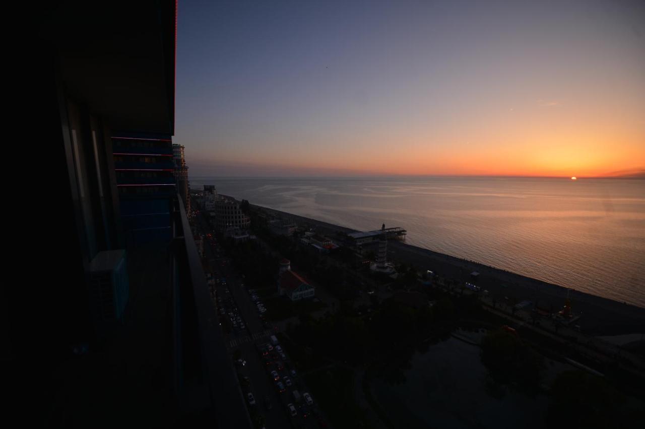 Orbi City Twins Tower Batumi Ngoại thất bức ảnh